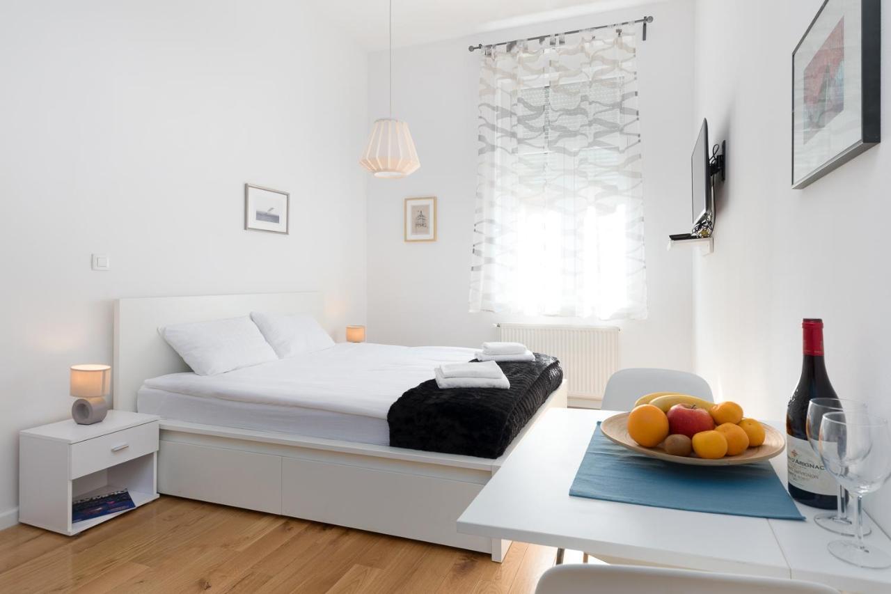 Modern Studio Near Park Zrinjevac And Main Square Zagreb Exteriör bild